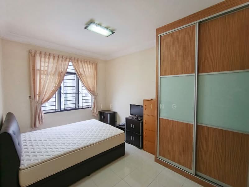 Pangsapuri untuk Dijual di Kipark Apartment - Daniel Ling - Bedroom - PropertyGuru.com.my