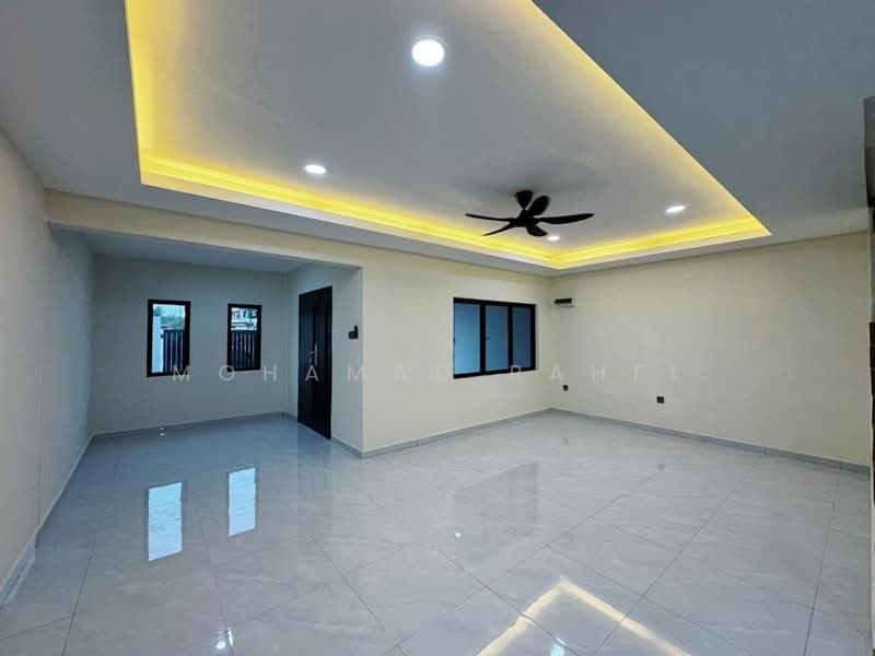 2-storey Terraced House for Sale in Taman Iskandar (Johor Bahru) - Mohamad Rahfi - Living Room - PropertyGuru.com.my
