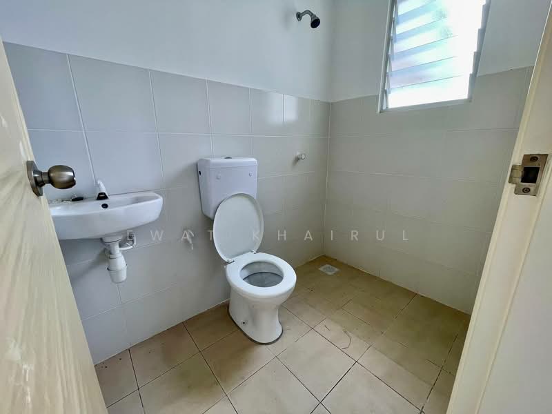 Rumah Teres 1 Tingkat untuk Dijual di Seremban (Negeri Sembilan) - Ewat Khairul - Bathroom - PropertyGuru.com.my