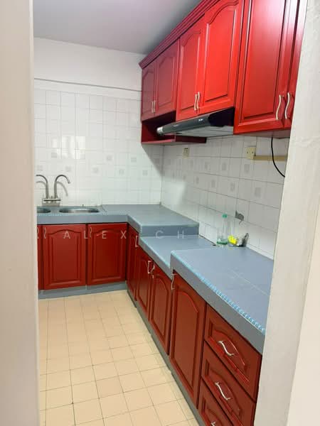 Pangsapuri untuk Disewa di Pangsapuri Indah Mas - Alex Chong - Kitchen - PropertyGuru.com.my