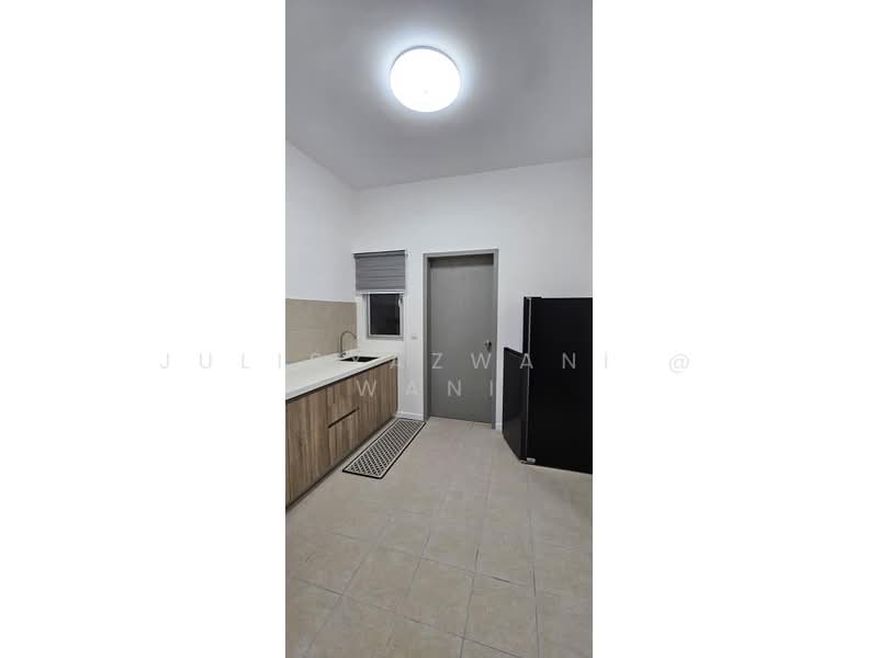 Kondominium untuk Disewa di Lakefront Residence - Julisyazwani @ Wani - Kitchen - PropertyGuru.com.my