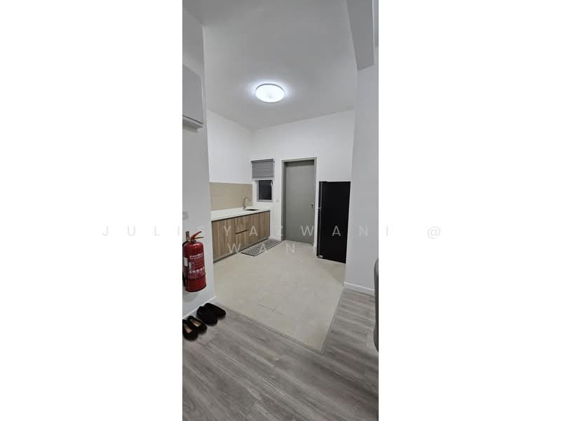 Kondominium untuk Disewa di Lakefront Residence - Julisyazwani @ Wani - Kitchen - PropertyGuru.com.my