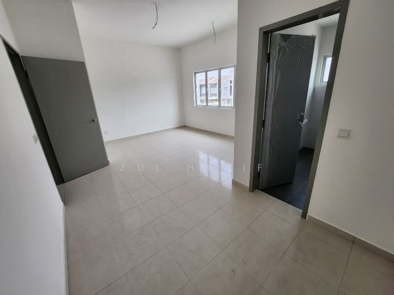 Rumah Teres 2 Tingkat untuk Dijual di Kuala Selangor (Selangor) - Zul Hasif - PropertyGuru.com.my
