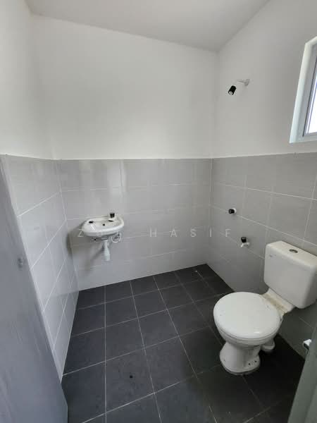 Rumah Teres 2 Tingkat untuk Dijual di Kuala Selangor (Selangor) - Zul Hasif - PropertyGuru.com.my