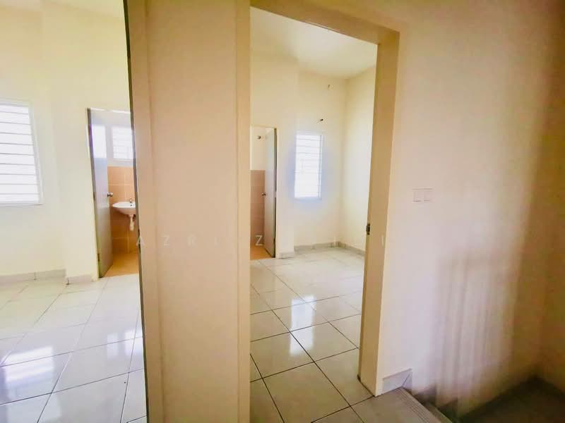 2-storey Terraced House for Sale in Bandar Puncak Alam (Puncak Alam) - Azri Zabidin - PropertyGuru.com.my