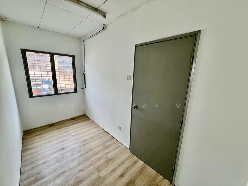 Rumah Teres 1 Tingkat untuk Dijual di Bandar Tasik Kesuma (Beranang) - Azli Ibrahim - Interior - PropertyGuru.com.my