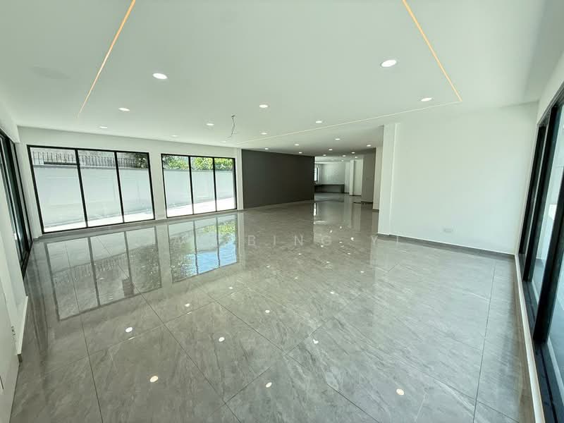 Bungalow for Sale in Taman Kebun Teh (Johor Bahru) - Tan Bing Yi - Living Room - PropertyGuru.com.my