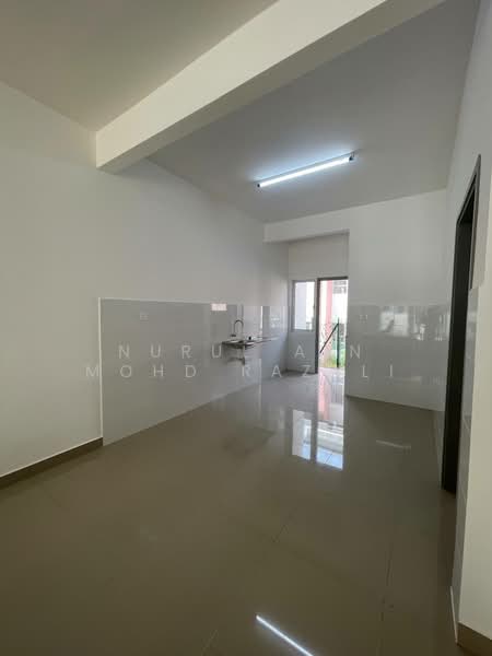 2-storey Terraced House for Rent in Senawang (Negeri Sembilan) - Nurul Ain Mohd Razali - Kitchen - PropertyGuru.com.my