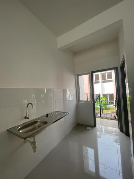 2-storey Terraced House for Rent in Senawang (Negeri Sembilan) - Nurul Ain Mohd Razali - Kitchen - PropertyGuru.com.my