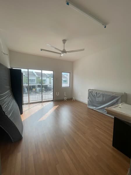 2-storey Terraced House for Rent in Senawang (Negeri Sembilan) - Nurul Ain Mohd Razali - Living Room - PropertyGuru.com.my