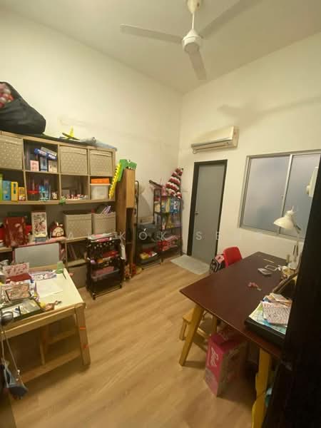 Rumah Teres 2 Tingkat untuk Dijual di Taman Dato' Chellam (Ulu Tiram) - Lai Kok Seng - Study - PropertyGuru.com.my