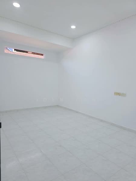Rumah Teres 1 Tingkat untuk Dijual di Taman Sri Tebrau (Johor Bahru) - Iden Tan - Interior - PropertyGuru.com.my