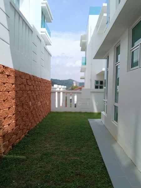 Semi-Detached House for Sale in Bandar Kinrara Seksyen 1 (Bandar Kinrara) - Estee Ding - Exterior - PropertyGuru.com.my