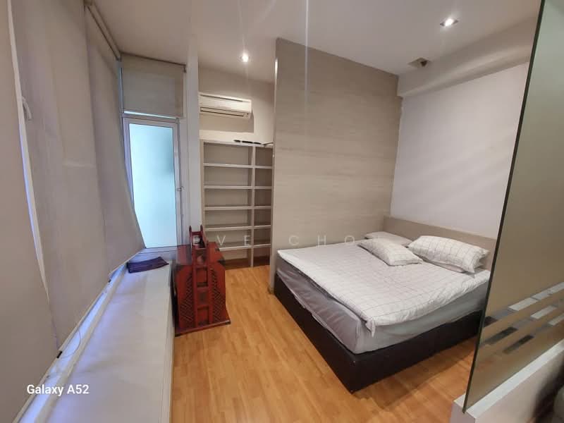 Kediaman Servis untuk Dijual di Parkview Service Apartment - Veve Choy - Bedroom - PropertyGuru.com.my