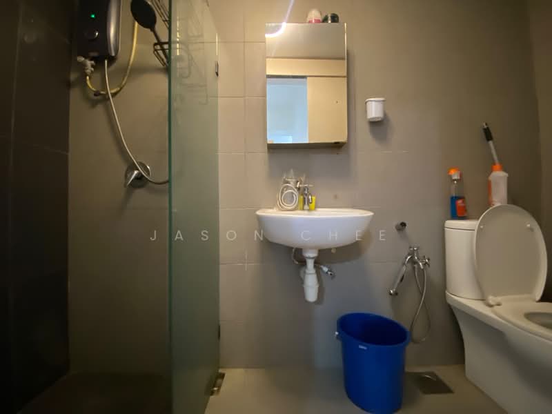Service Residence for Rent at Avenue D'Vogue - Jason Chee - Bathroom - PropertyGuru.com.my