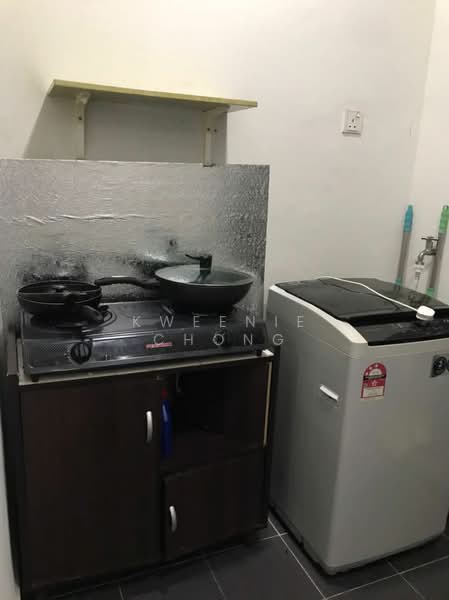 Servis Apartment untuk Dijual di Maxim Residences - Kweenie Chong - Kitchen - PropertyGuru.com.my