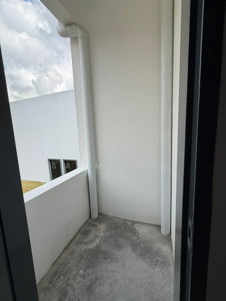Retail Space for Rent in Kulai (Johor) - SAMMY TEO - Balcony - PropertyGuru.com.my