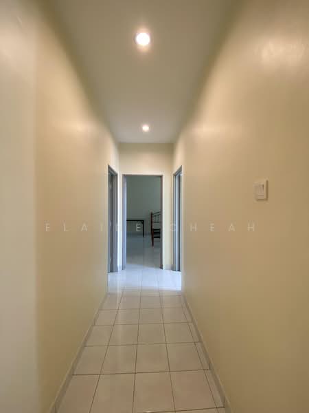 Apartment for Sale at 162 Residency - Elaine Cheah - Corridor - PropertyGuru.com.my