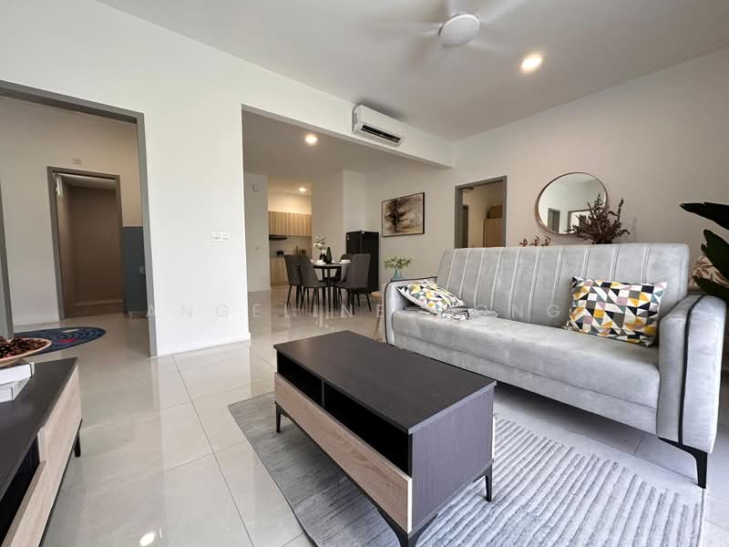 Servis Apartment untuk Dijual di Arena Residences - Angeline Wong - Living Room - PropertyGuru.com.my