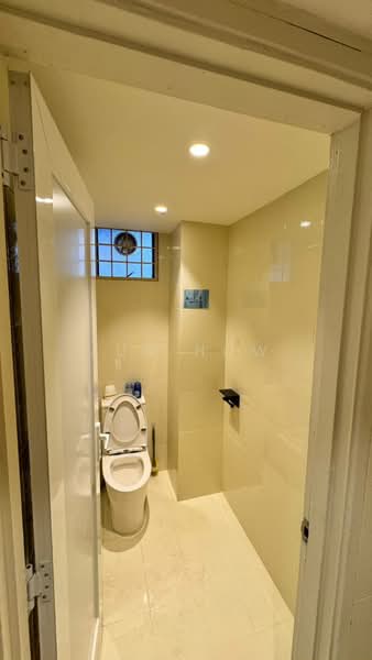 Shop for Rent in Laman Rimbunan (Kepong) - Jun How - Bathroom - PropertyGuru.com.my