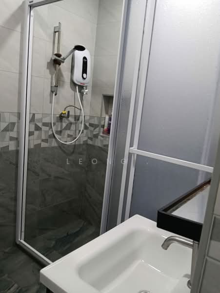 Rumah Kluster untuk Dijual di Ayer Itam (Penang) - Leong . - Bathroom - PropertyGuru.com.my