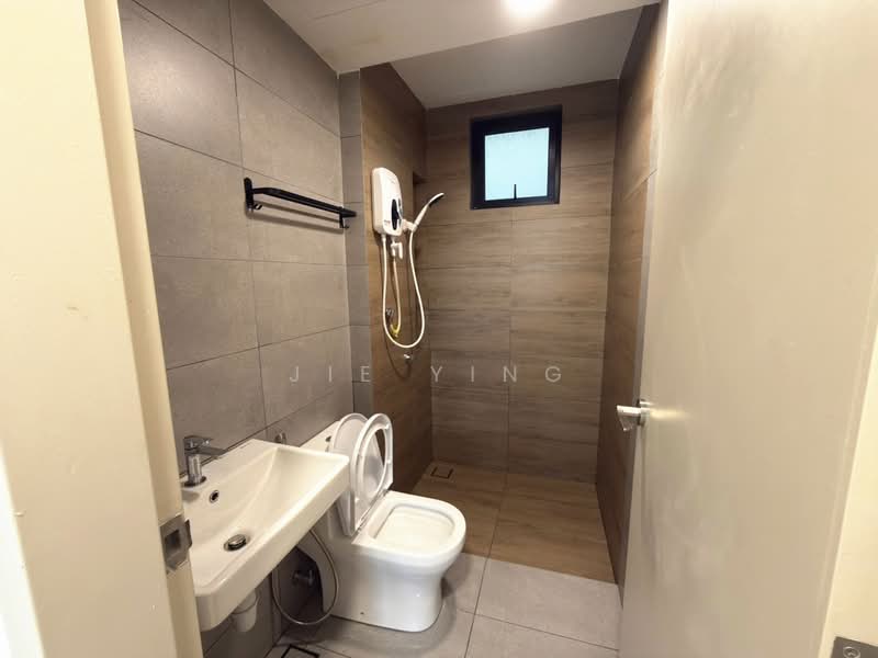 Pangsapuri untuk Disewa di Vivo Executive Apartment - Jie Ying - Bathroom - PropertyGuru.com.my