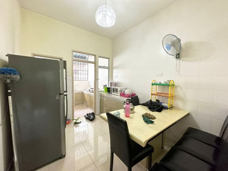 2-storey Terraced House for Sale in Taman Sri Pulai Perdana 2 (Skudai) - Anson Hiong - Kitchen - PropertyGuru.com.my