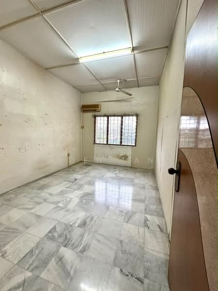 2-storey Terraced House for Sale in Taman Johor Jaya (Johor Bahru) - Iden Tan - PropertyGuru.com.my