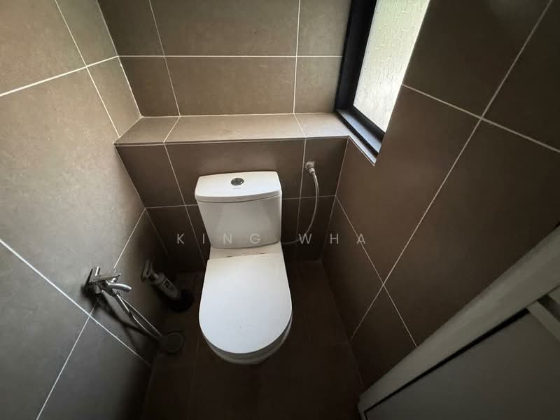 Pejabat untuk Disewa di Ulu Kelang (Kuala Lumpur) - King Wha - Bathroom - PropertyGuru.com.my