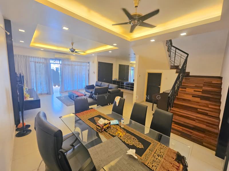 2-storey Terraced House for Sale in Bandar Puteri Puchong (Puchong) - SUNNY YONG - Living Room - PropertyGuru.com.my