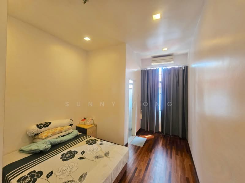 2-storey Terraced House for Sale in Bandar Puteri Puchong (Puchong) - SUNNY YONG - Bedroom - PropertyGuru.com.my