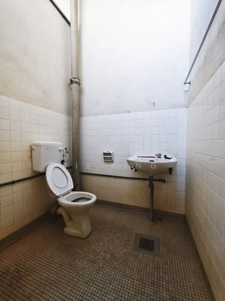 Rumah Teres 2 Tingkat untuk Disewa di Taman Bukit Indah (Bukit Mertajam) - Jie Ying - Bathroom - PropertyGuru.com.my