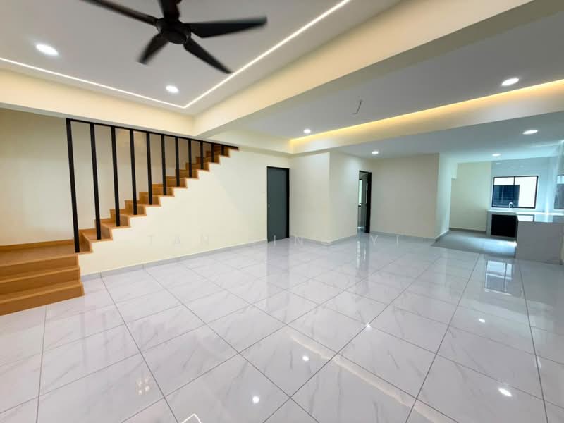 2-storey Terraced House for Sale in Taman Skudai Baru (Skudai) - Tan Bing Yi - Living Room - PropertyGuru.com.my