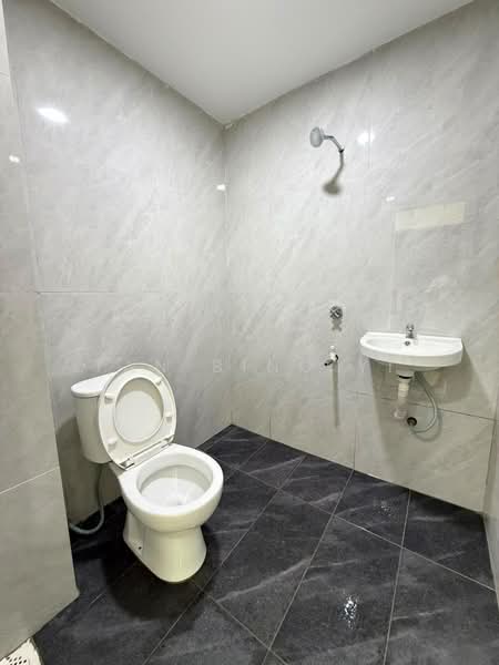2-storey Terraced House for Sale in Taman Skudai Baru (Skudai) - Tan Bing Yi - Bathroom - PropertyGuru.com.my