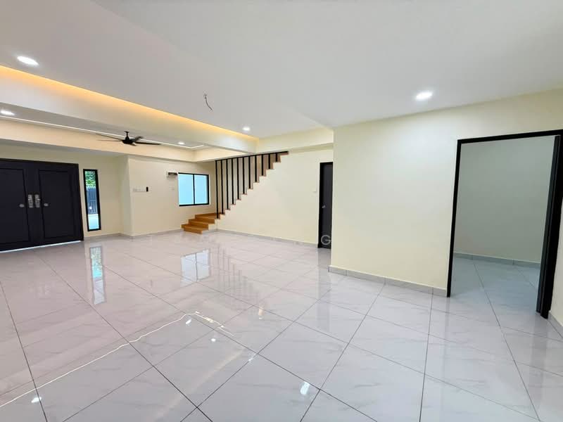 2-storey Terraced House for Sale in Taman Skudai Baru (Skudai) - Tan Bing Yi - Living Room - PropertyGuru.com.my