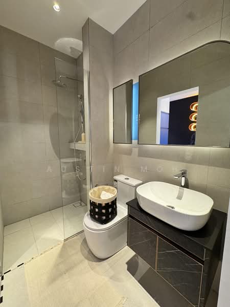 Service Residence for Sale at Majestic Gen Sphere - Austin Moh - Bathroom - PropertyGuru.com.my