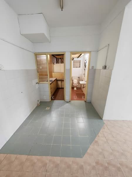 Apartment for Sale at Orchid Court - SK Luk - Kitchen - PropertyGuru.com.my