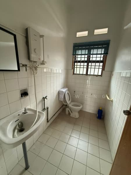 Kedai untuk Disewa di Johor Bahru (Johor) - Ye Xun Wong - Bathroom - PropertyGuru.com.my