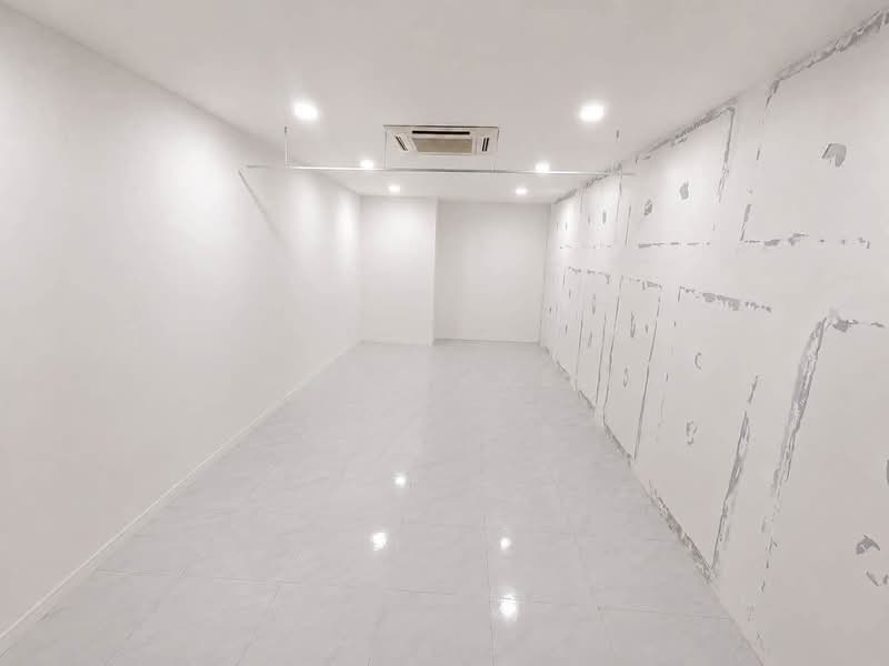 Shop for Rent in Butterworth (Penang) - Samuel Yeoh - Interior - PropertyGuru.com.my