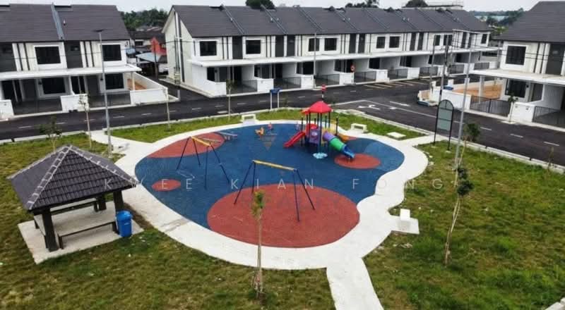 2-storey Terraced House for Sale in Kuantan (Pahang) - Kwee Kian Fong - Exterior - PropertyGuru.com.my