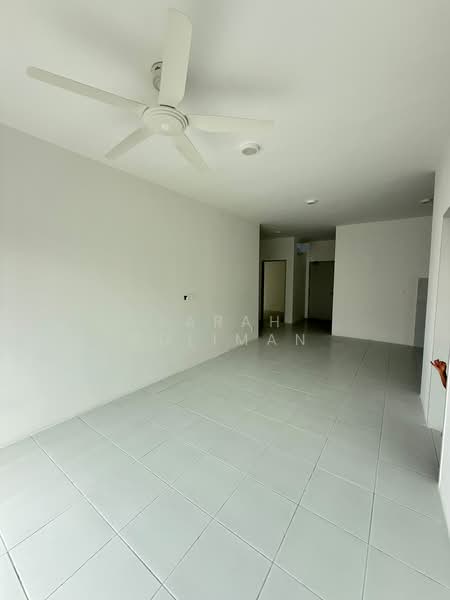 Kondominium untuk Disewa di Residensi Sateria - Sarah Suliman - PropertyGuru.com.my