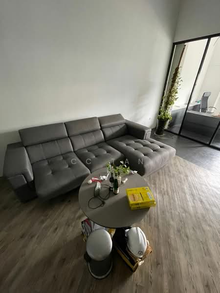 Cluster Factory for Sale in Taman Nusantara Prima (Gelang Patah) - CC Tan - Living Room - PropertyGuru.com.my