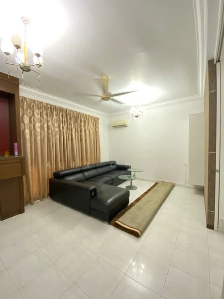 Townhouse for Sale in Kampung Sungai Nibong (Bayan Lepas) - Alex Cheah - Living Room - PropertyGuru.com.my