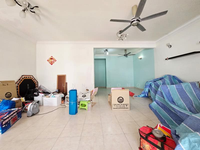 2-storey Terraced House for Sale in Bandar Puteri Puchong (Puchong) - SUNNY YONG - Living Room - PropertyGuru.com.my