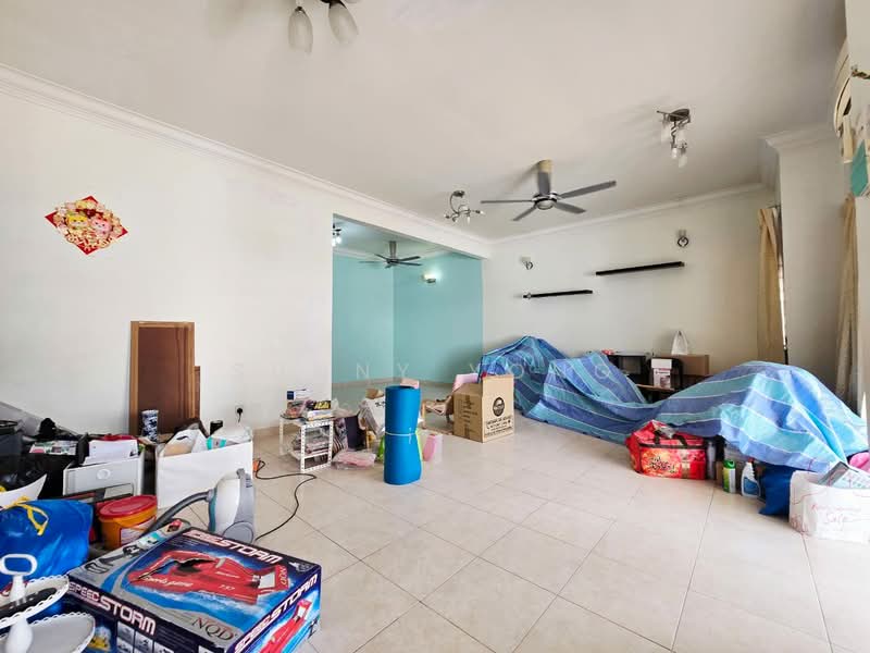 2-storey Terraced House for Sale in Bandar Puteri Puchong (Puchong) - SUNNY YONG - Living Room - PropertyGuru.com.my