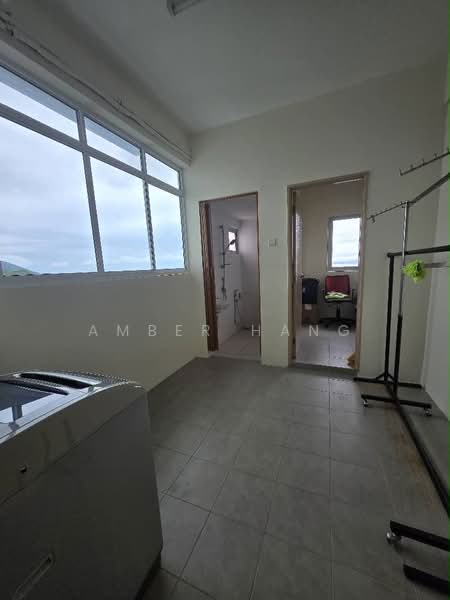 Kondominium untuk Disewa di The Latitude Condominium - Amber Hang - PropertyGuru.com.my