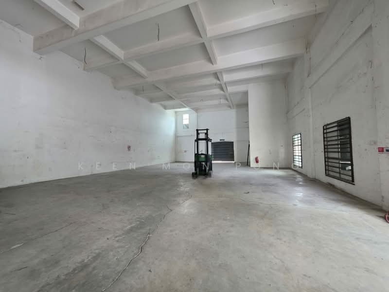 Semi-D Factory for Rent in Balakong (Selangor) - Keen Mon Pong - Interior - PropertyGuru.com.my