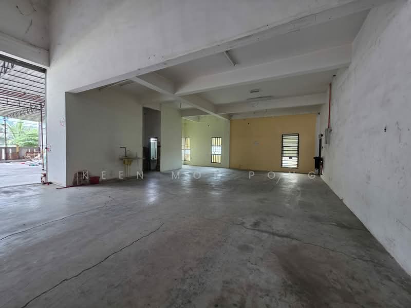 Semi-D Factory for Rent in Balakong (Selangor) - Keen Mon Pong - Interior - PropertyGuru.com.my