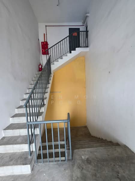 Semi-D Factory for Rent in Balakong (Selangor) - Keen Mon Pong - Corridor - PropertyGuru.com.my