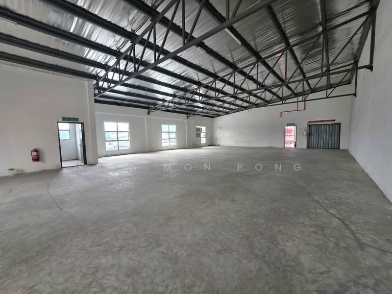 Semi-D Factory for Rent in Balakong (Selangor) - Keen Mon Pong - Interior - PropertyGuru.com.my